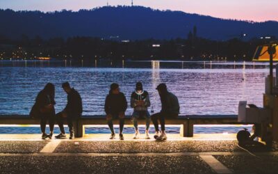 Η Γενιά Ζ: Νέες προκαταλήψεις και προκλήσεις στη σύγχρονη κοινωνία