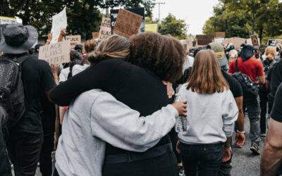 Αληθινές ιστορίες κοριτσιών στη σύγχρονη Ελλάδα