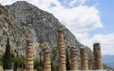 Environmental pressures and the decline of early Bronze Age Troy