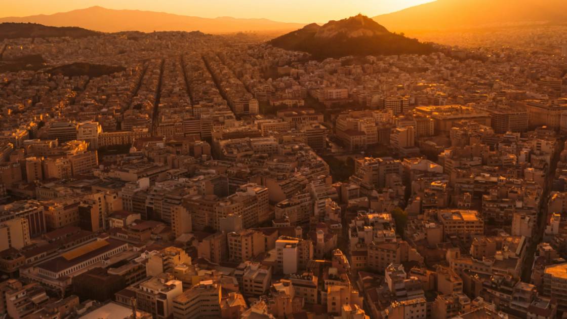 Κλιματική κρίση και κατοικία με ακραίες θερμοκρασίες σε σπίτια της Αθήνας