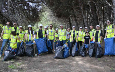 HELLAS GOLD VOLUNTARY BEACH CLEAN-UP ACTION ΙΝ CHALKIDIKI